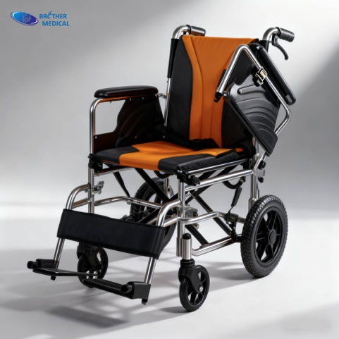 Easy-to-lift wheelchair armrest